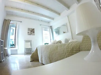 Academia Lejlighedshotel