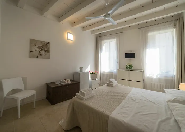 Academia Lejlighedshotel