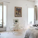 Academia Apart Otel 3*