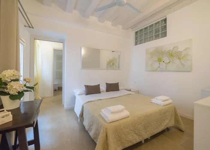 Apartmanhotel Academia 3*