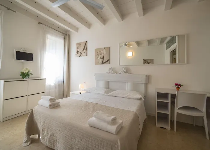 Academia Apartmanhotel Bergamo