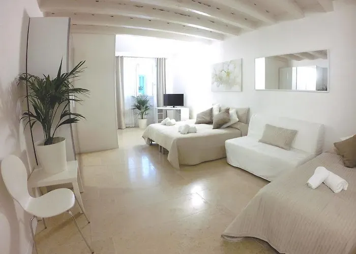 Academia Apartmanhotel Bergamo