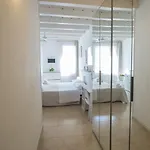 Academia 3*